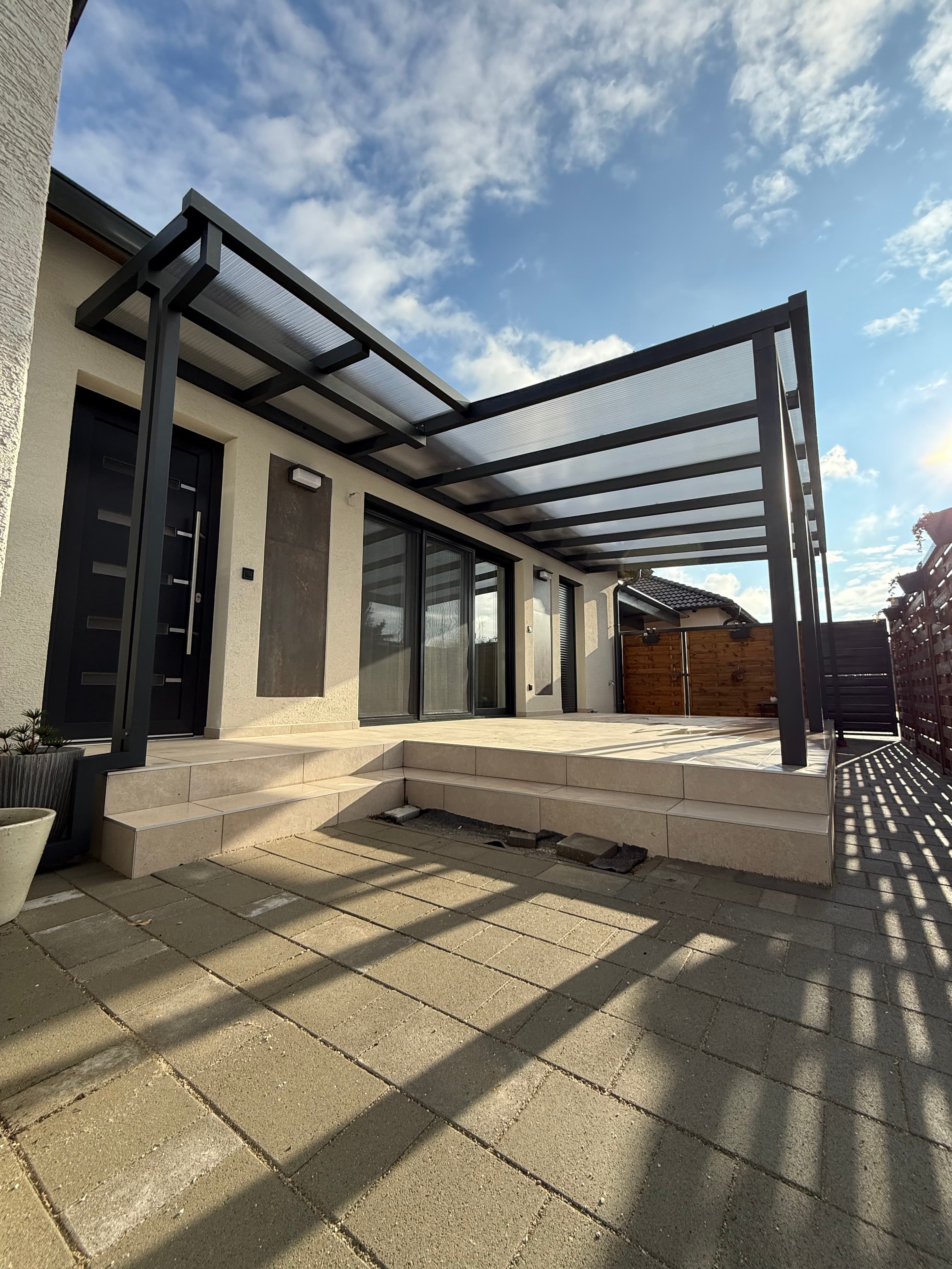 Kész pergola telepítés